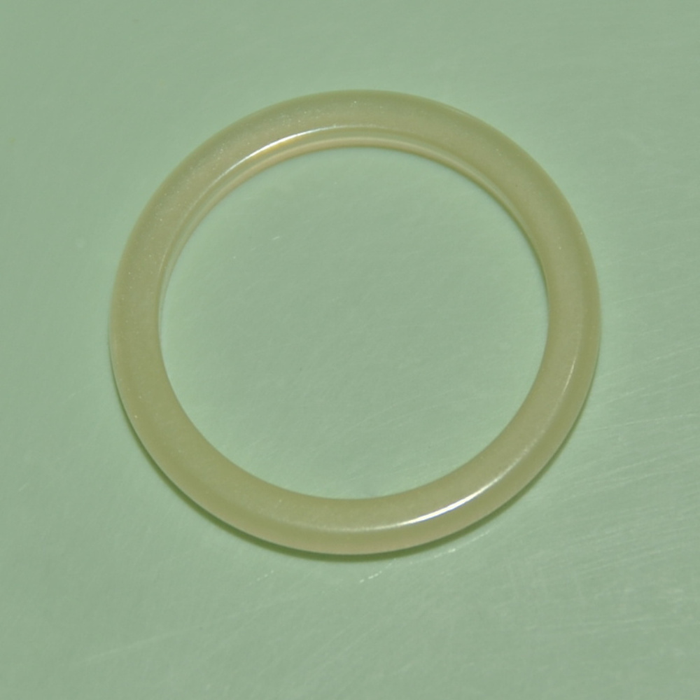 vintage cream shimmer white lucite ring size 8